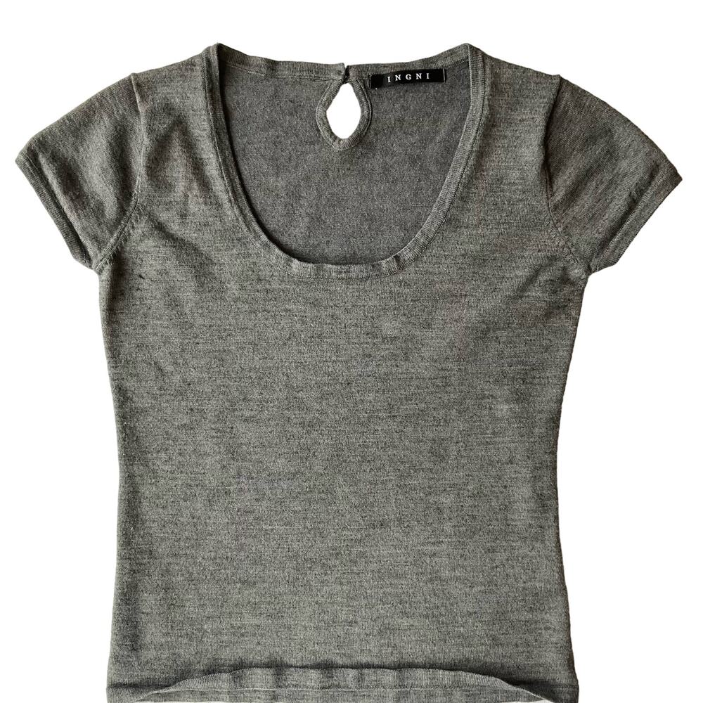 Ingni Women’s Short Sleeve Screw Neck Slim Fit Thick T-shirt size S, Solid Gray